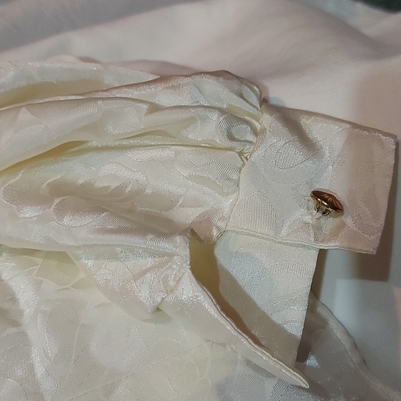 Marks & Spencer long sleeve ivory blouse Slim medium - Picture 3 of 8